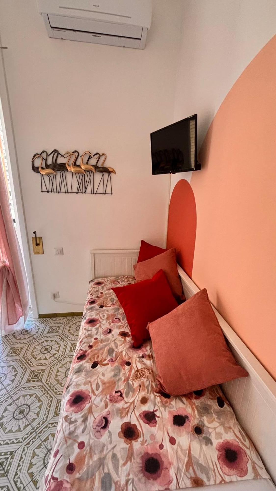 Reginella Guest House Salerno Dış mekan fotoğraf