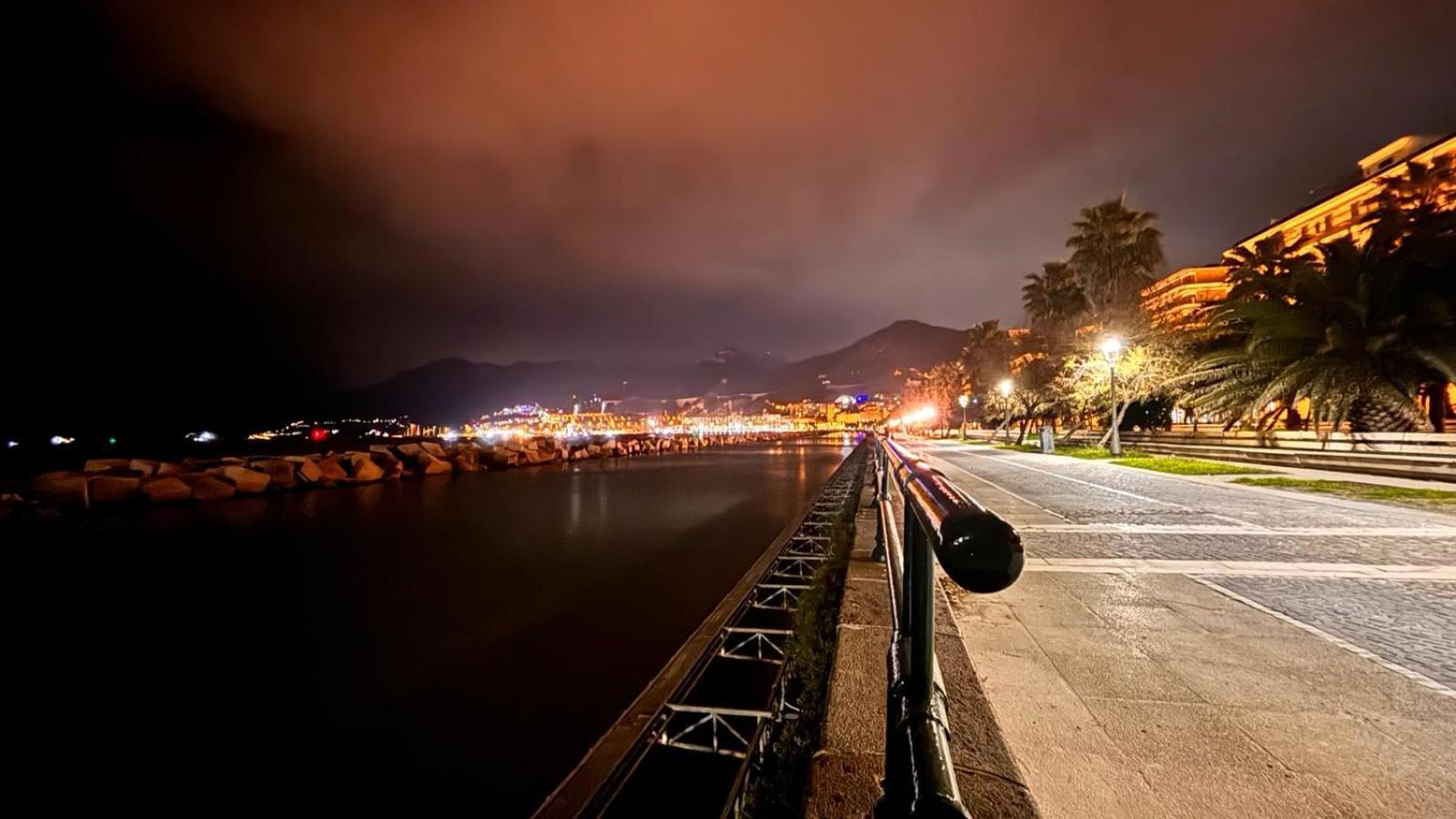 Reginella Guest House Salerno Dış mekan fotoğraf